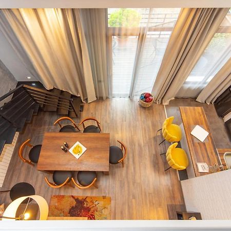Luxury 4 Bedroom Apartment #1 In The City Center Of Tbilisi Zewnętrze zdjęcie
