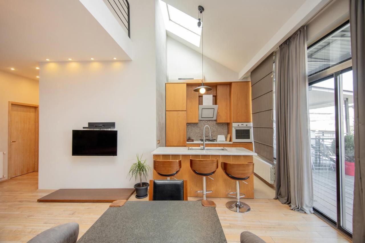 Luxury 4 Bedroom Apartment #1 In The City Center Of Tbilisi Zewnętrze zdjęcie