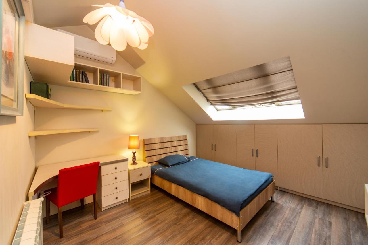 Luxury 4 Bedroom Apartment #1 In The City Center Of Tbilisi Zewnętrze zdjęcie