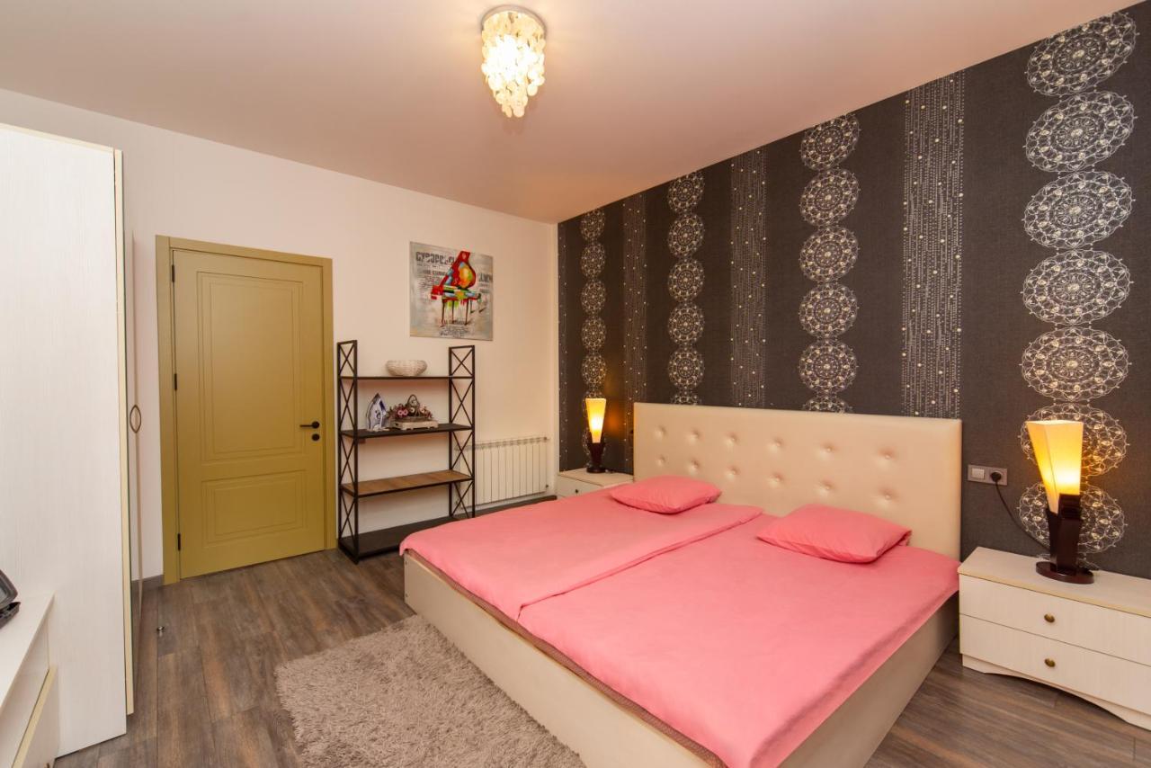 Luxury 4 Bedroom Apartment #1 In The City Center Of Tbilisi Zewnętrze zdjęcie
