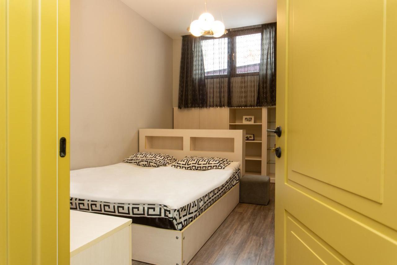 Luxury 4 Bedroom Apartment #1 In The City Center Of Tbilisi Zewnętrze zdjęcie