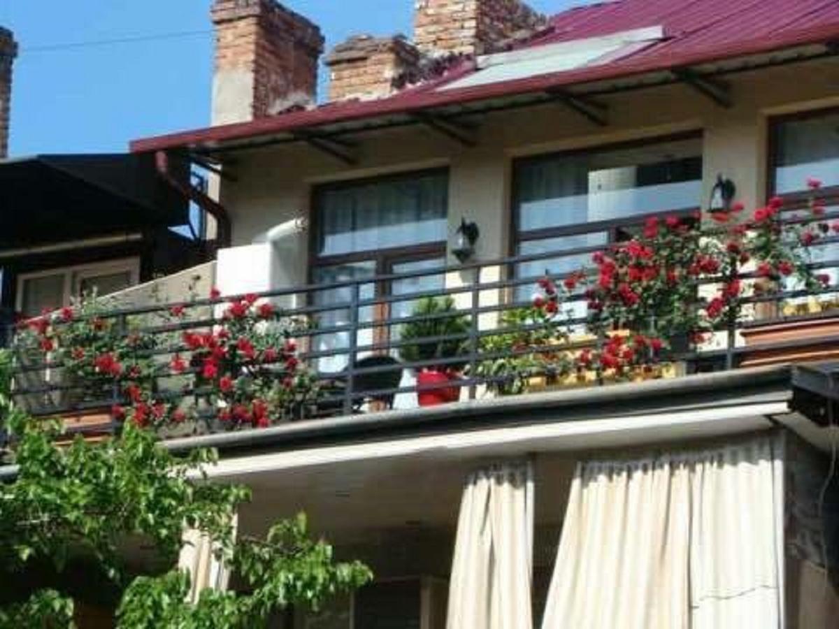 Luxury 4 Bedroom Apartment #1 In The City Center Of Tbilisi Zewnętrze zdjęcie